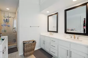 4120 W Creek Ct, Dallas, TX 75287 - Photo 25