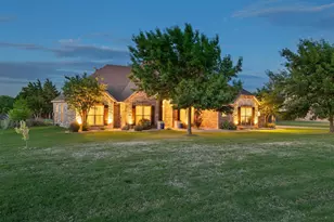 3231 Baylor Blvd, Midlothian, TX 76065 - Photo 11