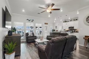4511 Wildwood Cir, Granbury, TX 76049 - Photo 5