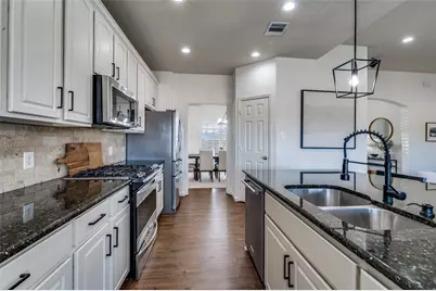 9308 Water Tree Drive, McKinney, TX 75072 - Photo 9
