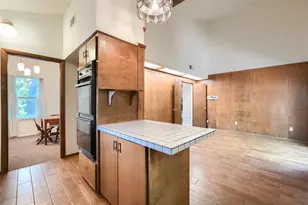 10615 Swallow Ln, Dallas, TX 75218 - Photo 13