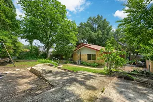 10615 Swallow Ln, Dallas, TX 75218 - Photo 29