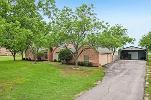 1252 Orchard Ln, Ennis, TX 75119 - Photo 37