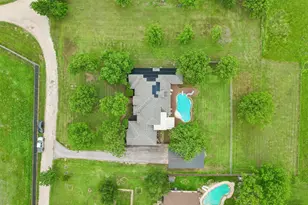 1252 Orchard Ln, Ennis, TX 75119 - Photo 37