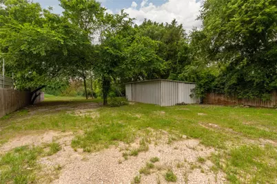 2239 Dowdy Ferry Road, Dallas, TX 75217 - Photo 3