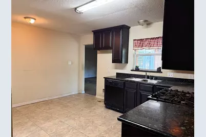 2104 Utica Drive, Dallas, TX 75227 - Photo 3