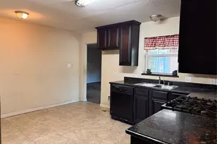 2104 Utica Dr, Dallas, TX 75227 - Photo 3