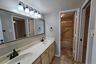 601 Harvest Hill St, Lewisville, TX 75067 - Photo 19