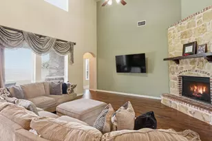 13081 Viola Dr, Frisco, TX 75033 - Photo 11
