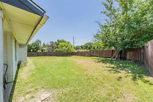 2034 Cedarwood Dr, Carrollton, TX 75007 - Photo 33