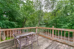 2818 N Creekwood Dr, Grapevine, TX 76051 - Photo 23
