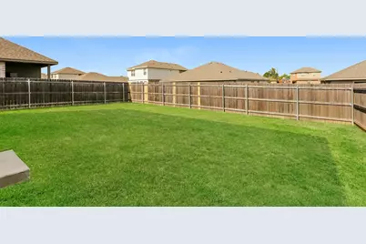1400 Starling Lane, Ennis, TX 75119 - Photo 3