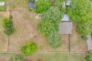 12490 Deeds Ct, Azle, TX 76020 - Photo 27