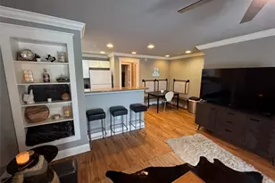1725 Harvey Mitchell Pkwy S, College Station, TX 77840 - Photo 3