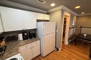 1725 Harvey Mitchell Pkwy S, College Station, TX 77840 - Photo 7