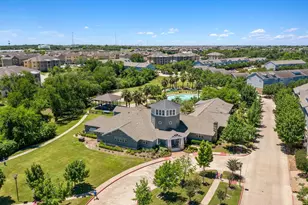 1725 Harvey Mitchell Pkwy S, College Station, TX 77840 - Photo 31