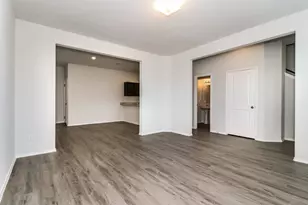 5532 Shore Point Trl, Fort Worth, TX 76119 - Photo 7