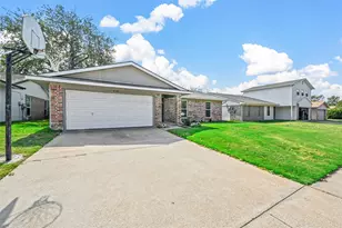 618 Shadyglen Dr, Allen, TX 75002 - Photo 3