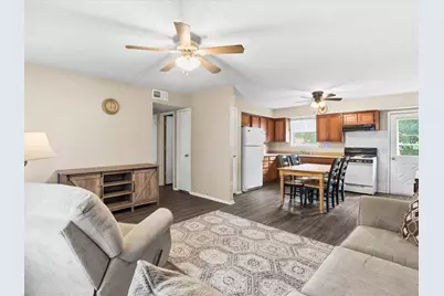 209 W Huffman Street, Krum, TX 76249 - Photo 7