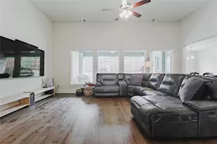 3913 Ablon Trail, Garland, TX 75043 - Photo 5