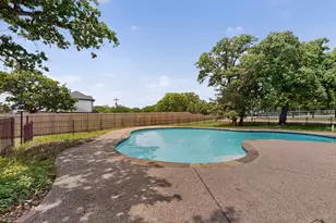 1880 Houston Rd, Burleson, TX 76028 - Photo 17