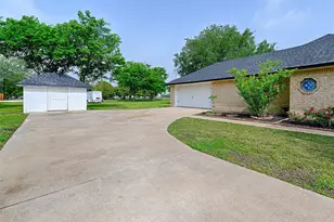 117 Lassetter Dr, Red Oak, TX 75154 - Photo 33