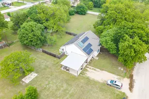 306 Owens St, Bridgeport, TX 76426 - Photo 17