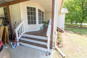 306 Owens St, Bridgeport, TX 76426 - Photo 17
