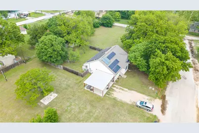 306 Owens Street, Bridgeport, TX 76426 - Photo 13