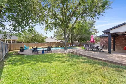228 Greystone Drive, Hewitt, TX 76643 - Photo 37