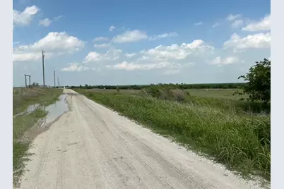 277 Hcr 3221, Penelope, TX 76676 - Photo 17