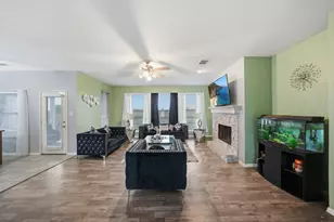 6430 Meadowcrest Ln, Sachse, TX 75048 - Photo 7