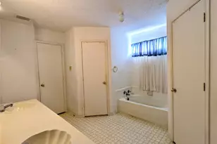 2819 Martsy Ct, Arlington, TX 76014 - Photo 17