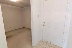 2819 Martsy Ct, Arlington, TX 76014 - Photo 3