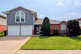 2819 Martsy Ct, Arlington, TX 76014 - Photo 1