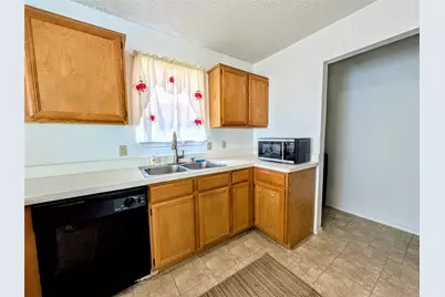 2819 Martsy Court, Arlington, TX 76014 - Photo 13