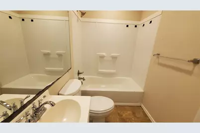1237 S Waco Street, Van Alstyne, TX 75495 - Photo 9