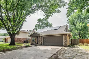 2110 Cold Springs Dr, Arlington, TX 76017 - Photo 39