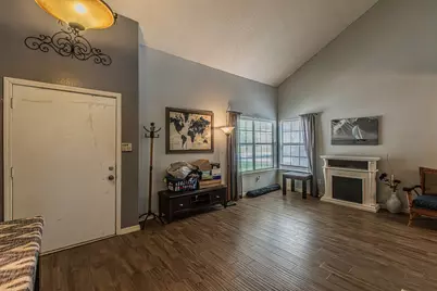 2110 Cold Springs Drive, Arlington, TX 76017 - Photo 7