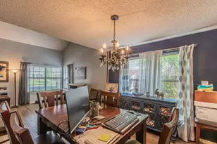 2110 Cold Springs Dr, Arlington, TX 76017 - Photo 11