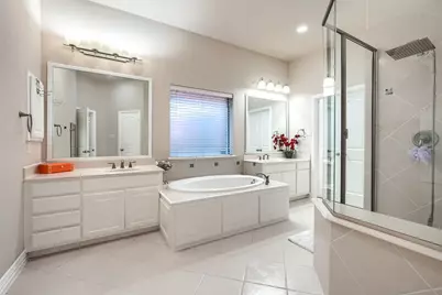 2246 Longview Road, Irving, TX 75063 - Photo 21