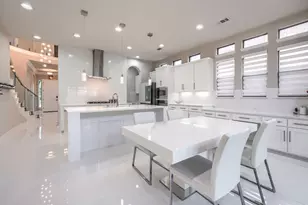 2246 Longview Rd, Irving, TX 75063 - Photo 13