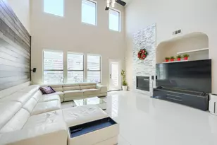 2246 Longview Rd, Irving, TX 75063 - Photo 15