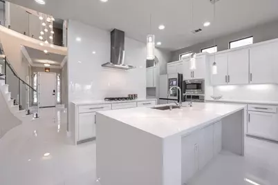 2246 Longview Road, Irving, TX 75063 - Photo 9