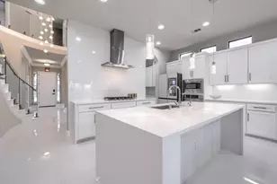 2246 Longview Rd, Irving, TX 75063 - Photo 9