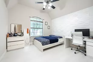 2246 Longview Rd, Irving, TX 75063 - Photo 37