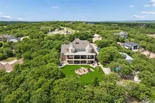826 Cimmarron Bay Dr, Runaway Bay, TX 76426 - Photo 3