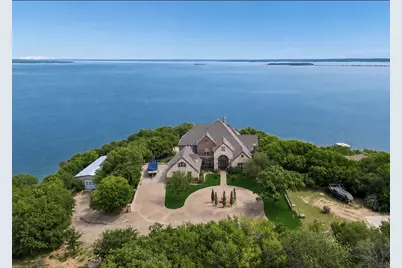 826 Cimmarron Bay Drive, Runaway Bay, TX 76426 - Photo 1