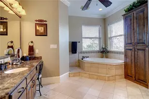 826 Cimmarron Bay Dr, Runaway Bay, TX 76426 - Photo 29