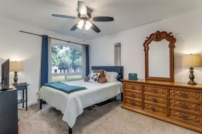 9038 Flicker Lane, Dallas, TX 75238 - Photo 15